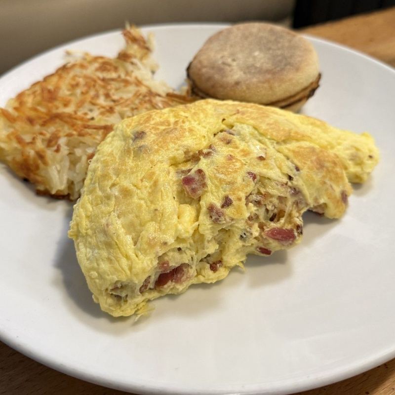 Bacon Omelet as served at Sunview Cafe Anna