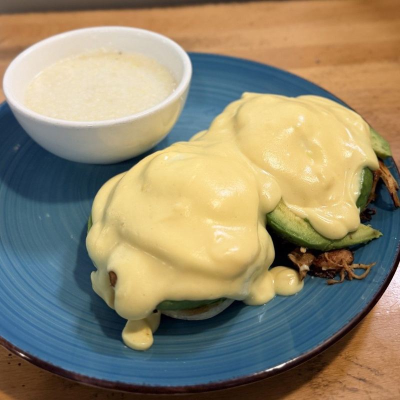 Carnita Benedict as served at Sunview Cafe Anna